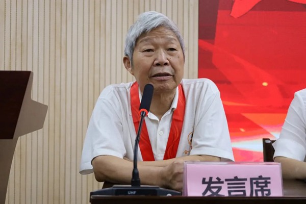 8882.jpg