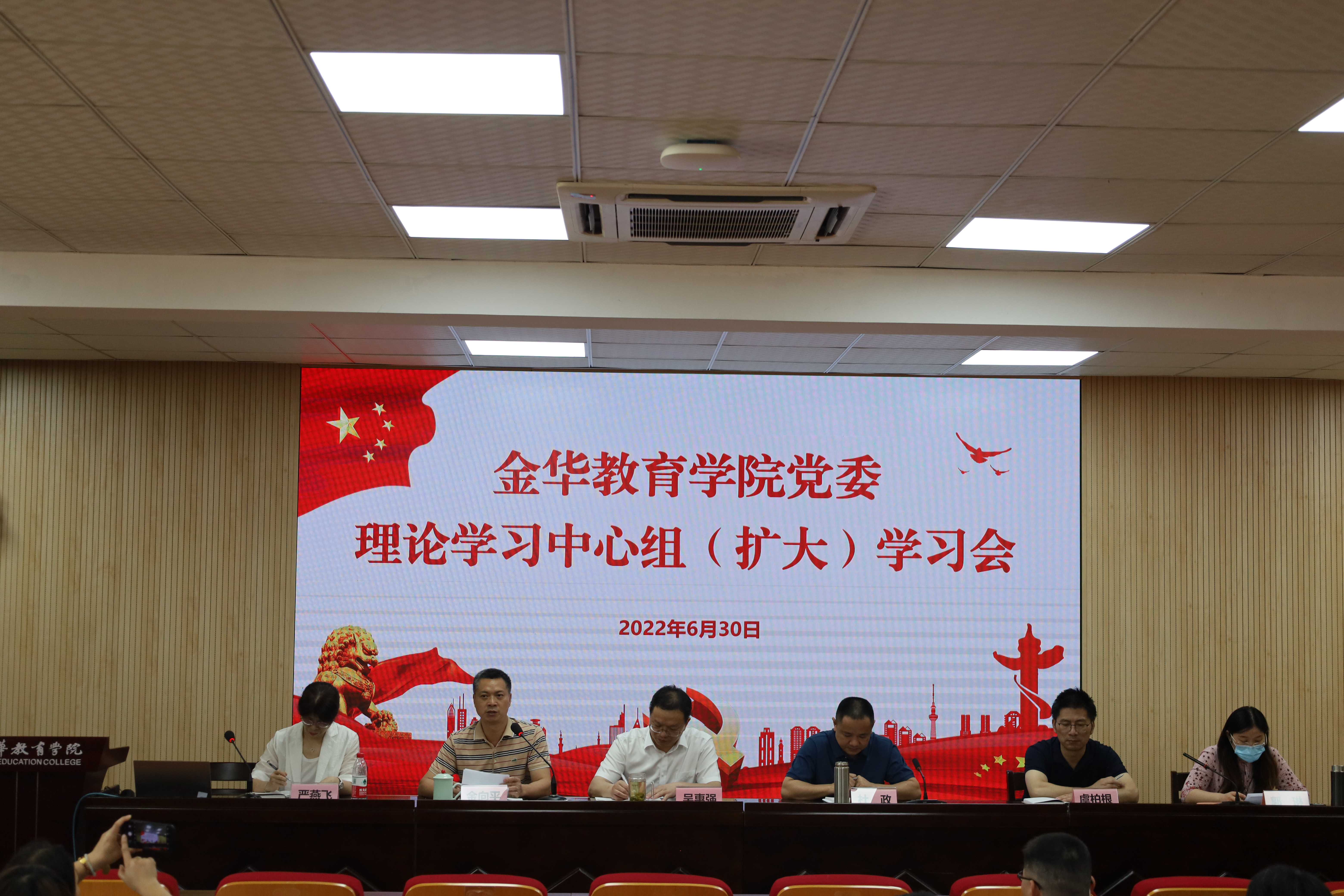 封面.JPG
