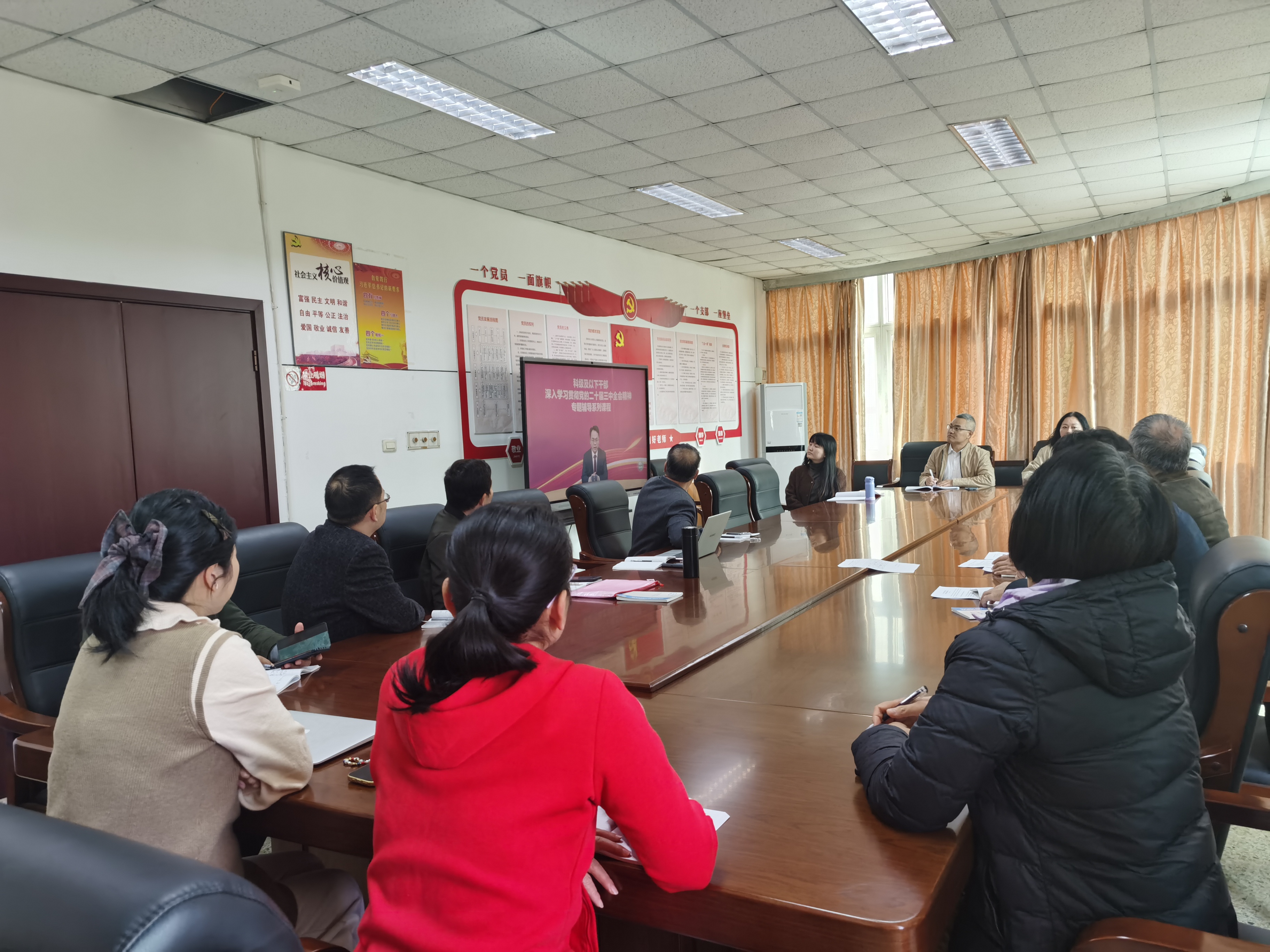 e8265acdd820169763ad45fbc6cd3c0.jpg